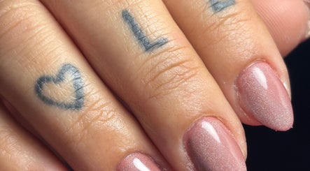 Luxe Nails 🦋 obrázek 3