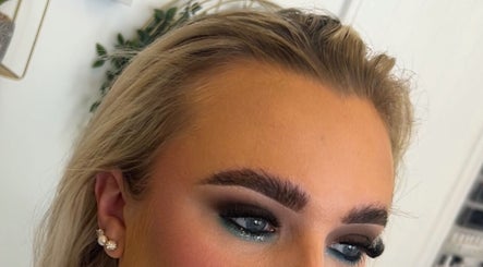 FacesbySLS image 2