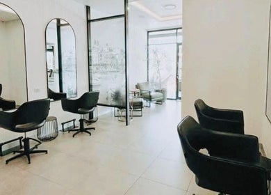 Modern salon mirrors and styling chairs at MOSTA Hair | Eastville, Toowoomba, Queensland, AU.
