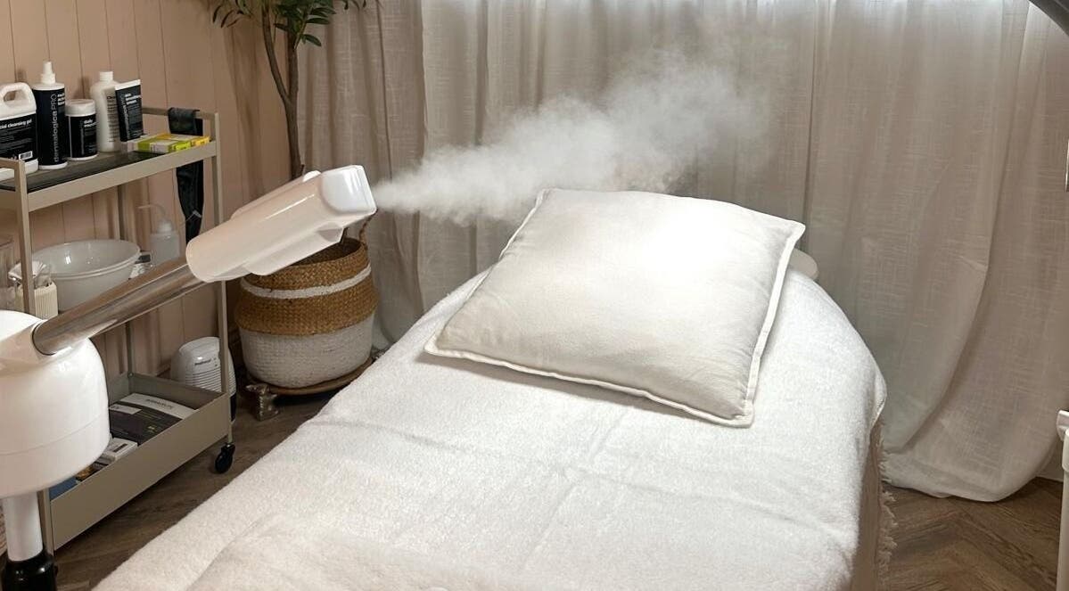Comfortable spa bed with steam in Bare Willow Skin Clinic, Hinckley, England, GB.
