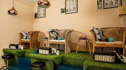 Vainaiki Nail’s & Beauty