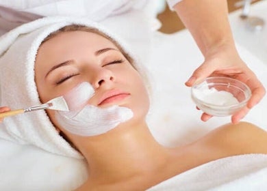 Facial treatment at The Beauty Lounge, Maputo, Maputo, MZ, offering rejuvenating skin care services.