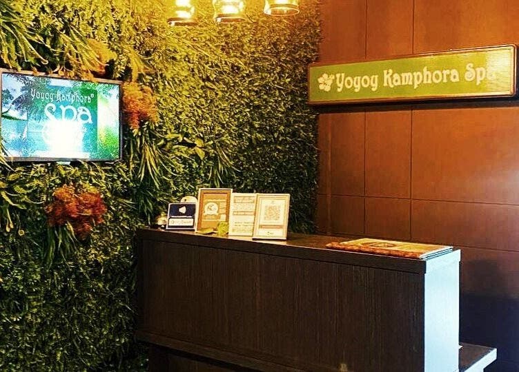 Reception at Yoyoy Kamphora Spa Ayer at 8 Putrajaya (Ladies Only), lush greenery, Putrajaya, Wilayah Persekutuan.