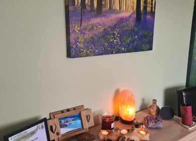 Tranquil setup with salt lamp and nature art at Offas Dyke Reflexology and holistic therapies, Trefonen, England, GB.