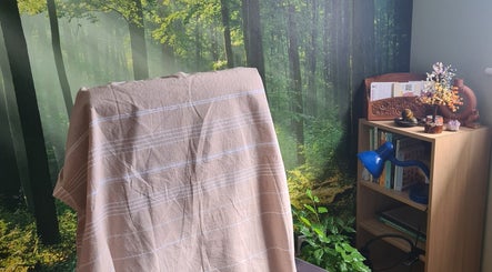 Relaxing therapy room at Offas Dyke Reflexology and holistic therapies, Trefonen, England, GB.