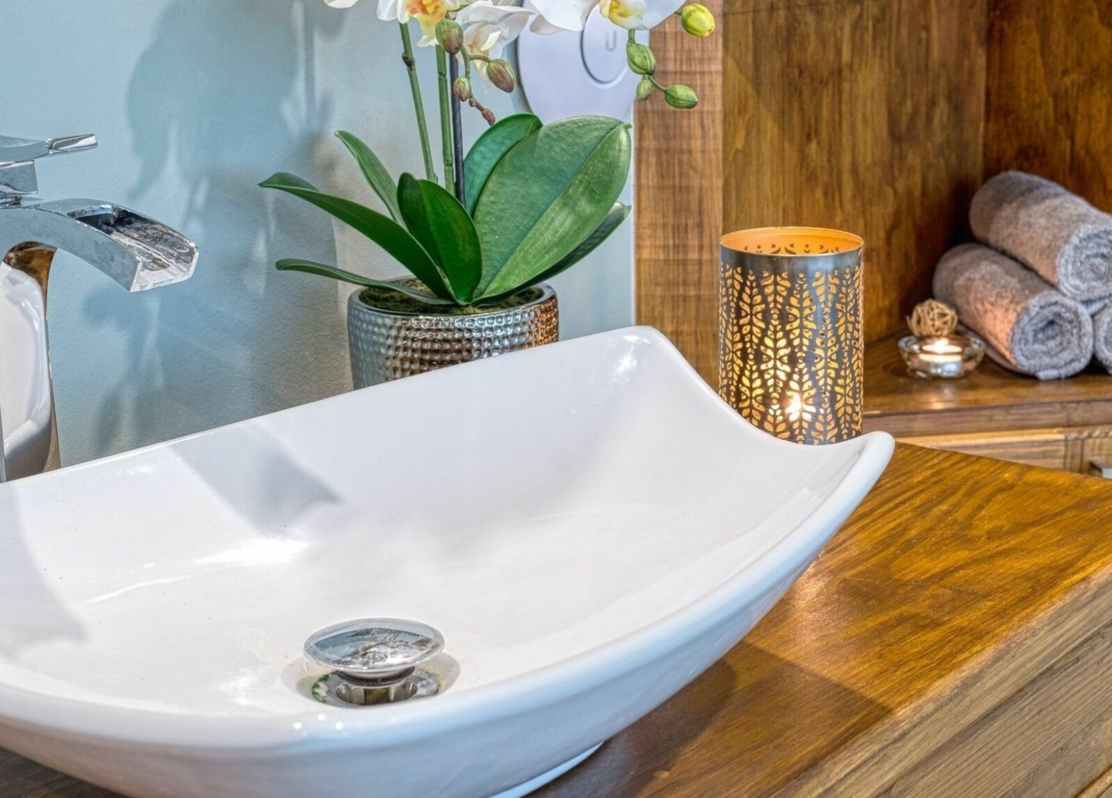 Elegant spa sink with decor at REFLECTIONS SPA BARBADOS, Bridgetown, Christ Church, BB.