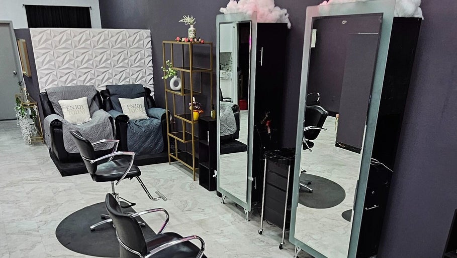 The LVSH Salon & Spa image 1