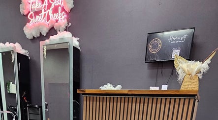 The LVSH Salon & Spa image 3