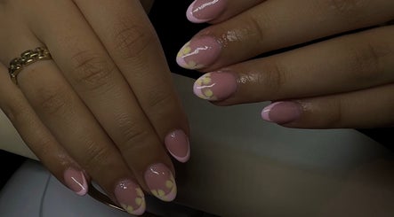 รูปภาพ Nails By Selena 3