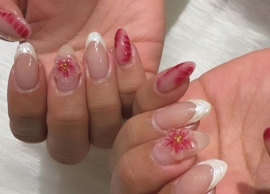 Delicate floral nail art at Divine Nails Studio in WA, Western Australia, AU. Perfect blend of style and creativity.