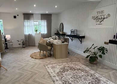 Elegant beauty salon interior at Picture Perfect by Zunaira in Barnt Green, England, GB, showcasing serene design.