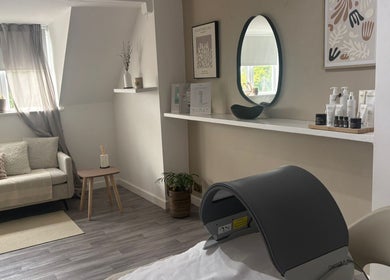 Modern beauty room at Picture Perfect by Zunaira in Barnt Green, England, GB with cozy seating and skincare products.