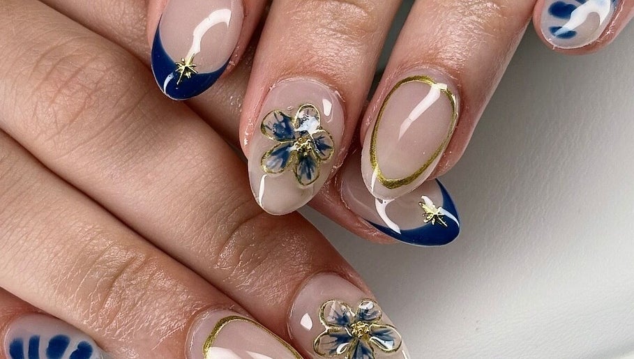 Maddsdoesnails image 1