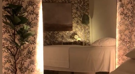 Peaceful massage room with calming decor at Shalom Massage, Mcallen, Texas, US.
