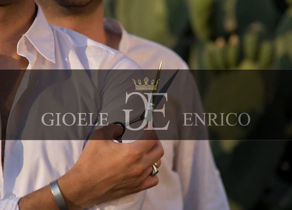Logo elegante di Gioele & Enrico Salon a Paternò, Sicilia, IT.