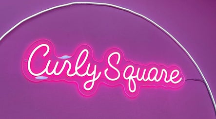 Curly Square Salon image 3