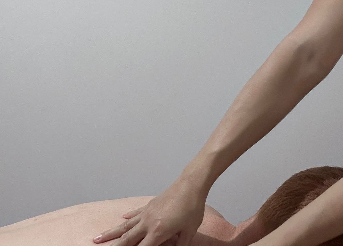 Relaxing massage at J&J's Massage Therapy in Dalyellup, Western Australia, AU.