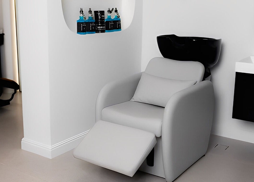 Modern salon chair at Fadetown in Riyadh, Riyadh Province, SA, ideal for beauty treatments.