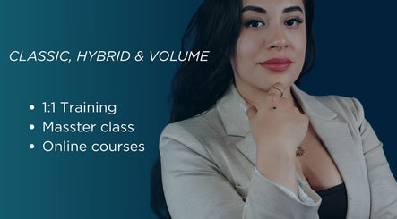 PaoLash Lounge in Dublin offers classic, hybrid, and volume lash training courses.
