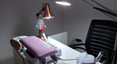 Kenya Nails