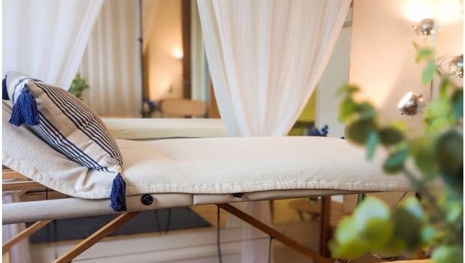 Isabelle Brough Soft Tissue Therapy图像1