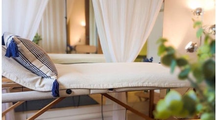 Isabelle Brough Soft Tissue Therapy