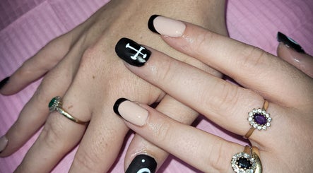 Js Nails, bilde 3