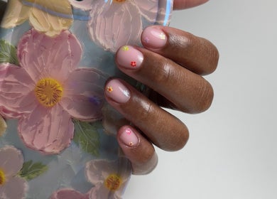 Floral nail art at Nails by Ilona in Chicago, United States, US.