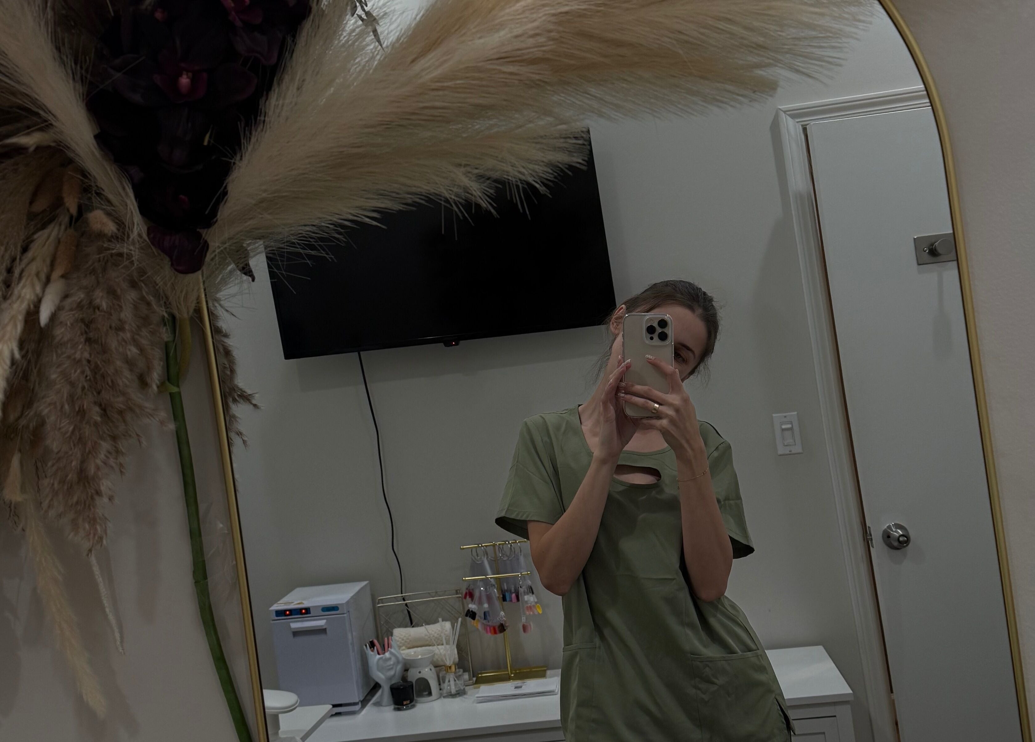 Interior of Nails by Ilona in Chicago, US, showcasing stylish decor and modern beauty setup.