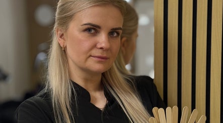 Мастера из Jana Lab Sugaring, Мюнхен, Бавария, DE.