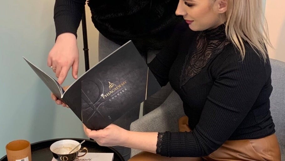 Εικόνα Phibrows Daniela 1