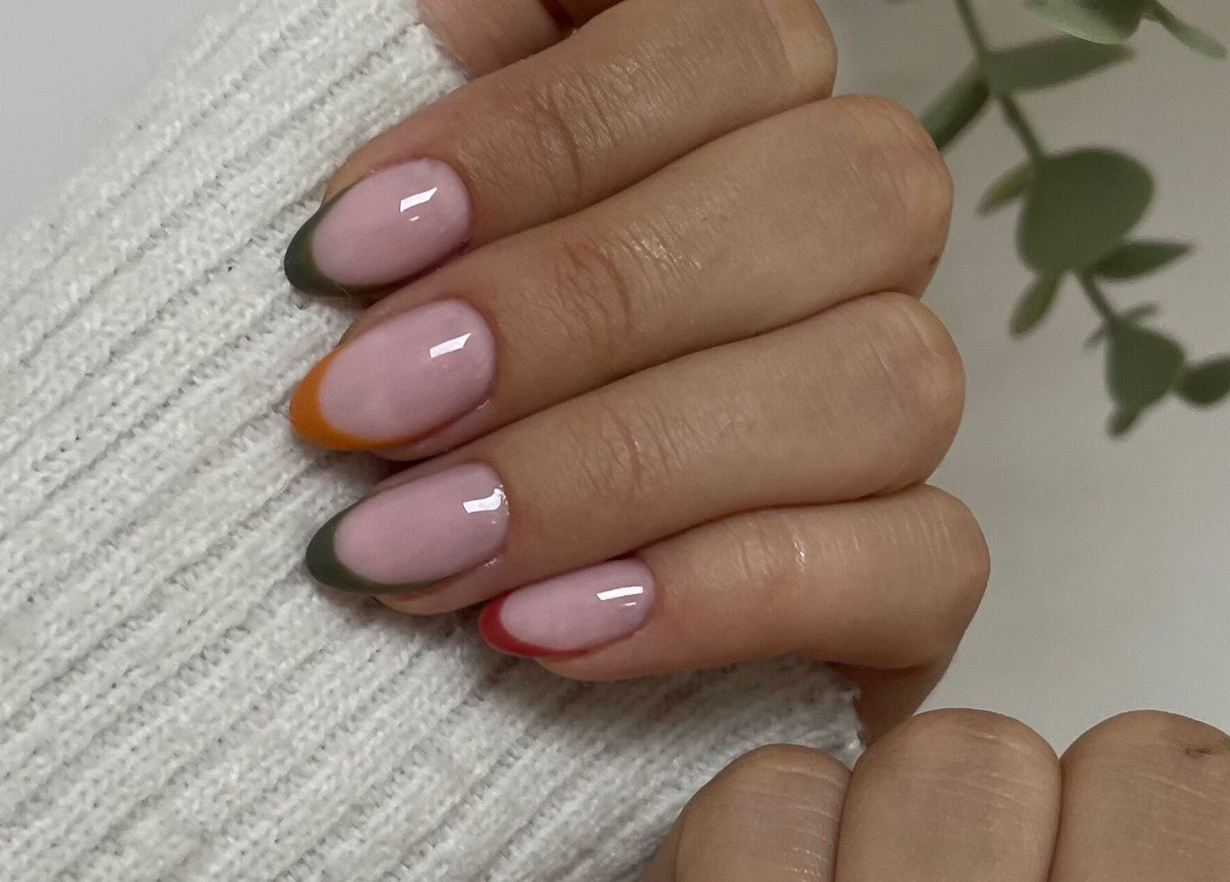 Ongles colorés élégants à Evandnails, La Valette-du-var, Provence-alpes-côte D'azur, FR.