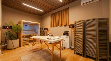 Relaxing spa room at Hotel A'mare, Zadar, Zadarska Županija, HR with massage table and sauna.