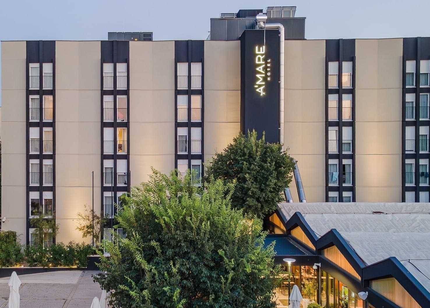 Exterior view of Hotel A'mare in Zadar, Zadarska Županija, HR, showcasing its modern architecture.