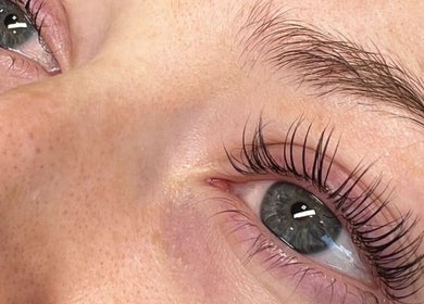 Close-up of expertly done eyelash extensions at Aura Beauty - Norbury, London, England, GB.