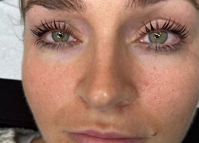 Close-up of expertly done lashes at Aura Beauty - Oval, London, England, GB, showcasing natural enhancement.