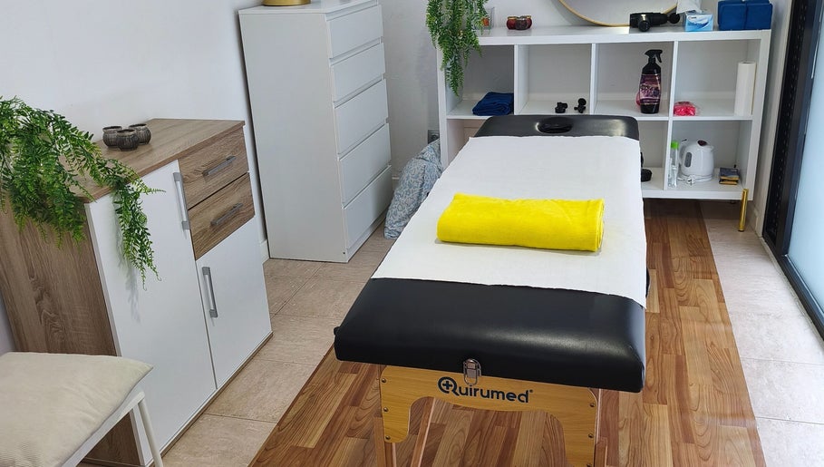 Masajes Coruña Therapy image 1