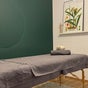 Menos es Más • Masajes y Naturopatía by Kristel - Carrer de Pallars 84, Sant Martí, Barcelona, Catalunya