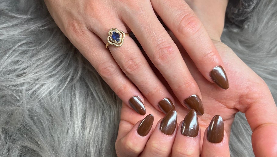 LM ses ongles, bilde 1