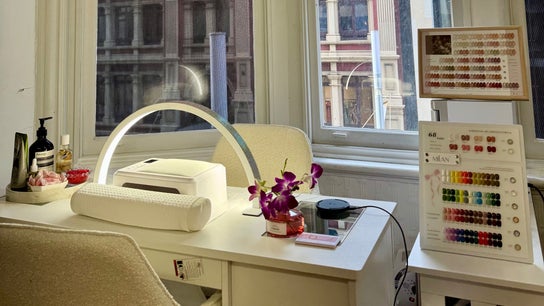 Q Nails & Design Sydney