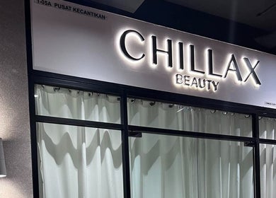 Entrance of Chillax Beauty in Kuala Lumpur, Wilayah Persekutuan Kuala Lumpur, MY, featuring elegant design.