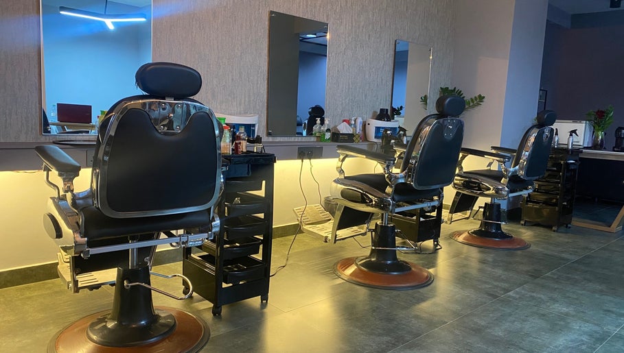 Swanky Shears, bilde 1