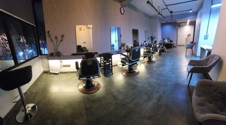 Swanky Shears, bilde 3