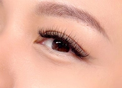 Close-up of eyelash extensions at BLINKY Lash & Brow, Wolli Creek, New South Wales, AU.