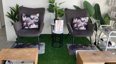 Relaxing spa chairs at Mommy Wellness Day Spa Lansdowne, Cape Town, Western Cape, ZA, offering comfort and style.
