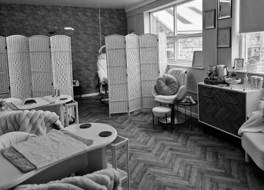 Cozy nail treatment area at Dragonfly Nails & Beauty, Stoke-on-Trent, England, GB.