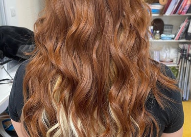 Lush red waves hairstyle at Izzy.hmua in Borehamwood, GB.
