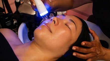 Face treatment at MMSTUDIO | Korean Biotech Face & Scalp Programs in London, England, GB.