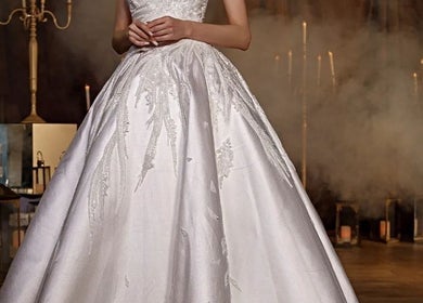 Elegant white wedding gown on display at Svlikes, Jabal Lubnan, Jabal Lubnan, LB.