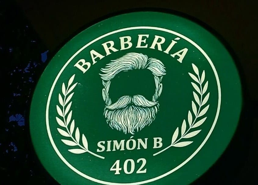 Logotipo de Simón B 402 visible en San Miguel De Tucumán, Tucumán, AR.